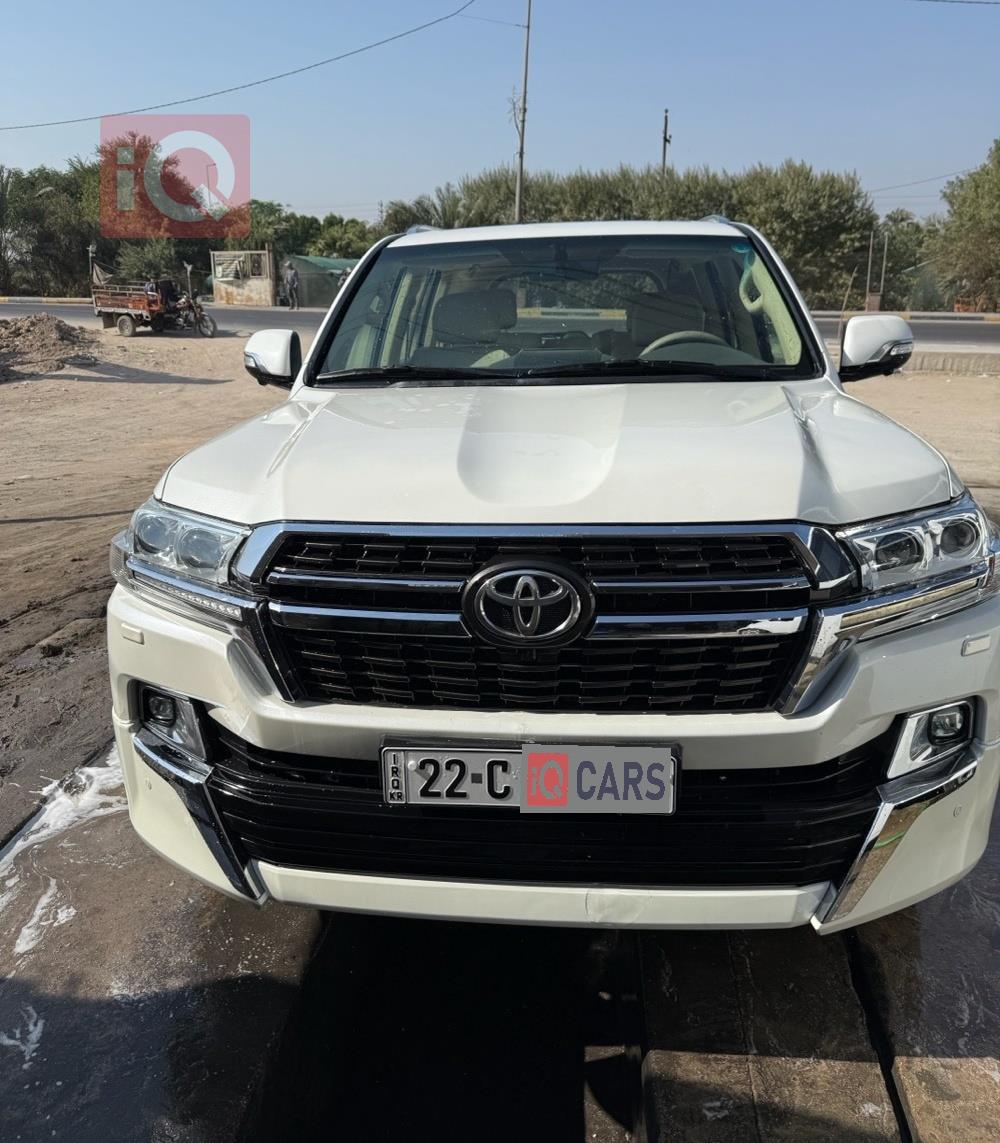 تويوتا لاندكروزر